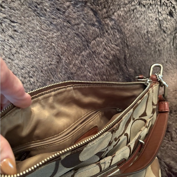Coach Tan and Brown Signature Shoulder Bag - Picture 7 of 10